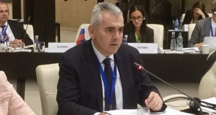 Ο Μ. Χαρακόπουλος έβαλε στην θέση του τον Σκοπιανό ΥΠΕΞ – Εντονος ο διάλογος